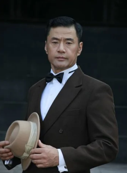 于荣光经纪人13928899487 代言邀约